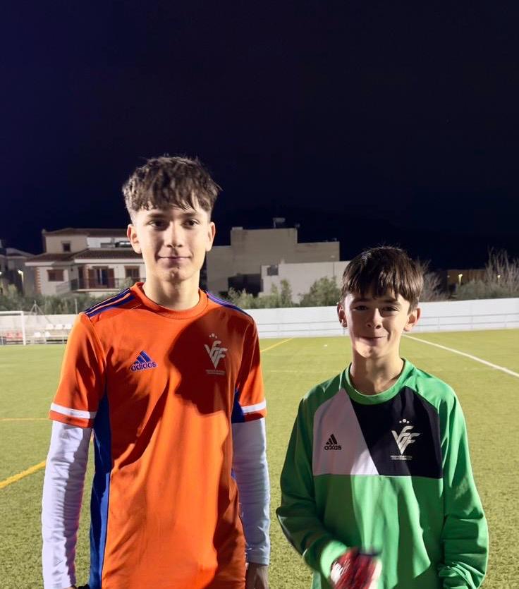 Nicolás y Andrés presentes en el entrenamiento de la&nbsp;FFCV